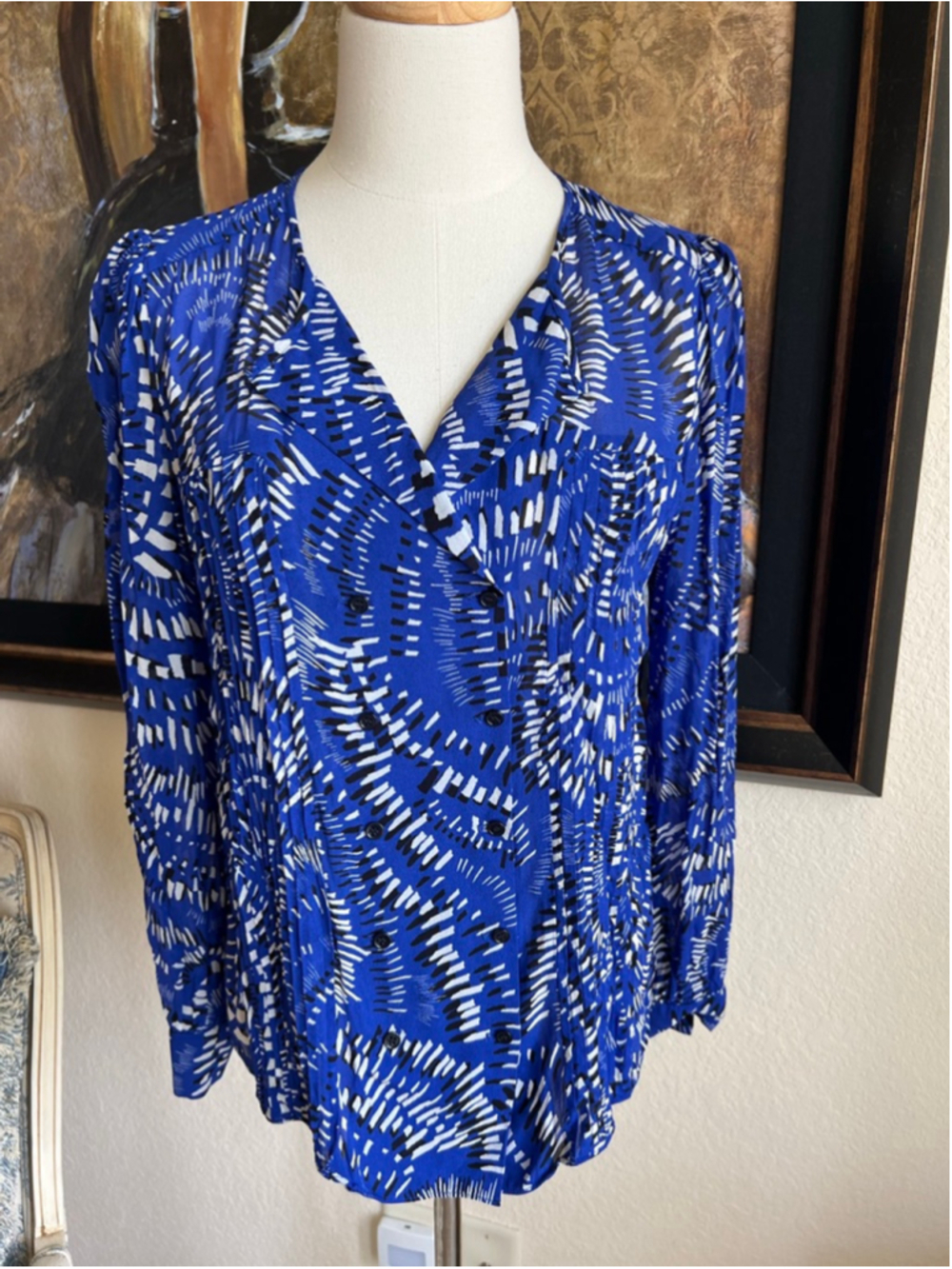 NWOT REISS Blue & White Abstract Print Blouse Size 4